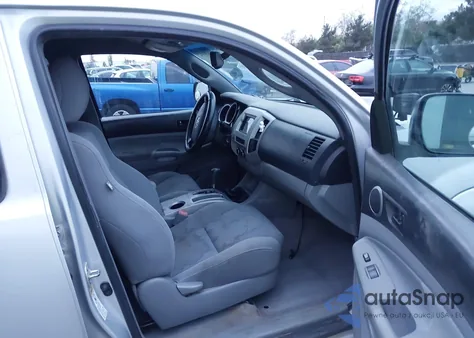 2010 Toyota Tacoma Base V6 из США, поврежденный, VIN 3TMLU4EN8AM053525